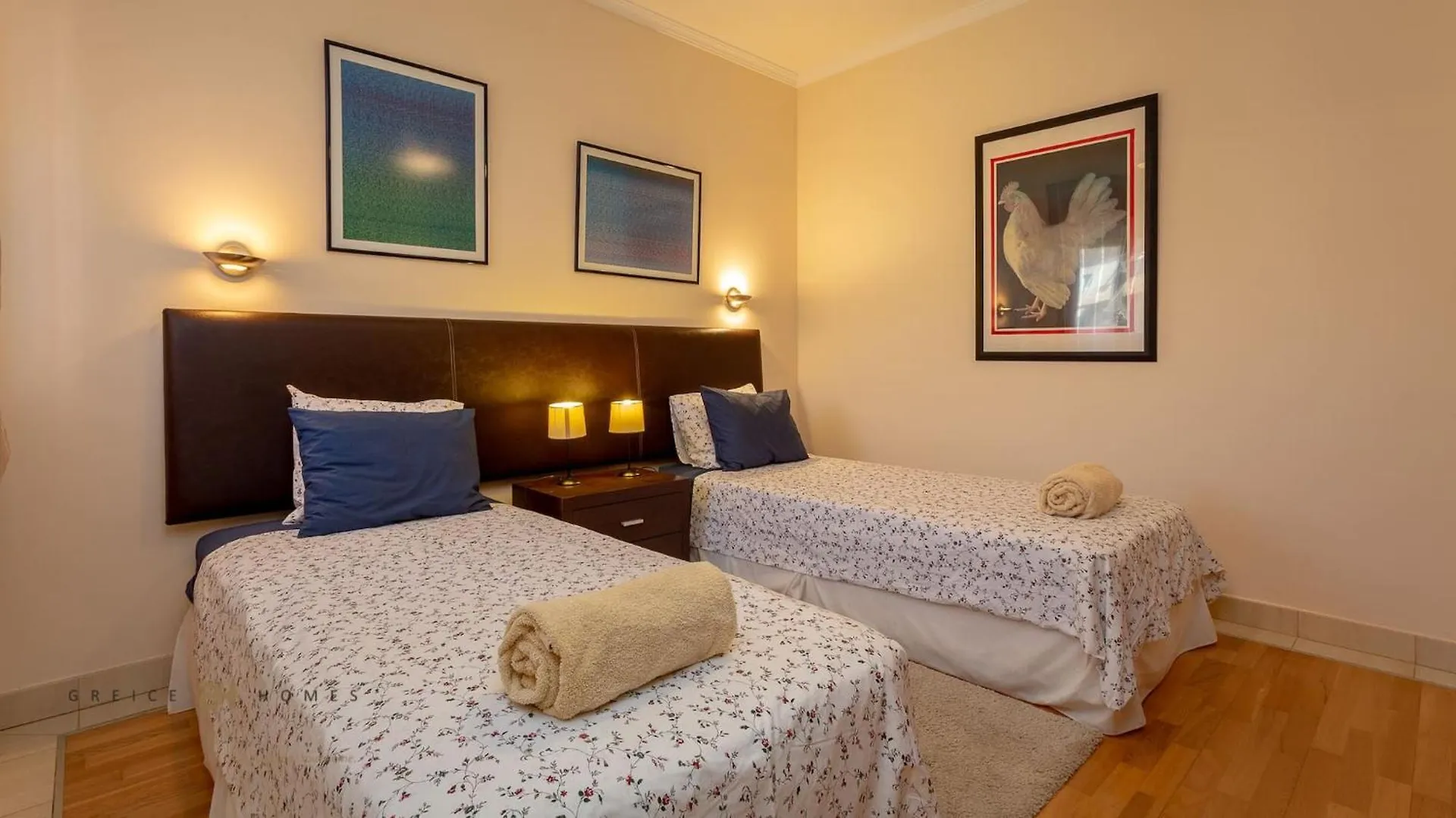 Greice Homes-Luxury 2 Bed En-Suite South Facing & Golf View Quarteira Apartment