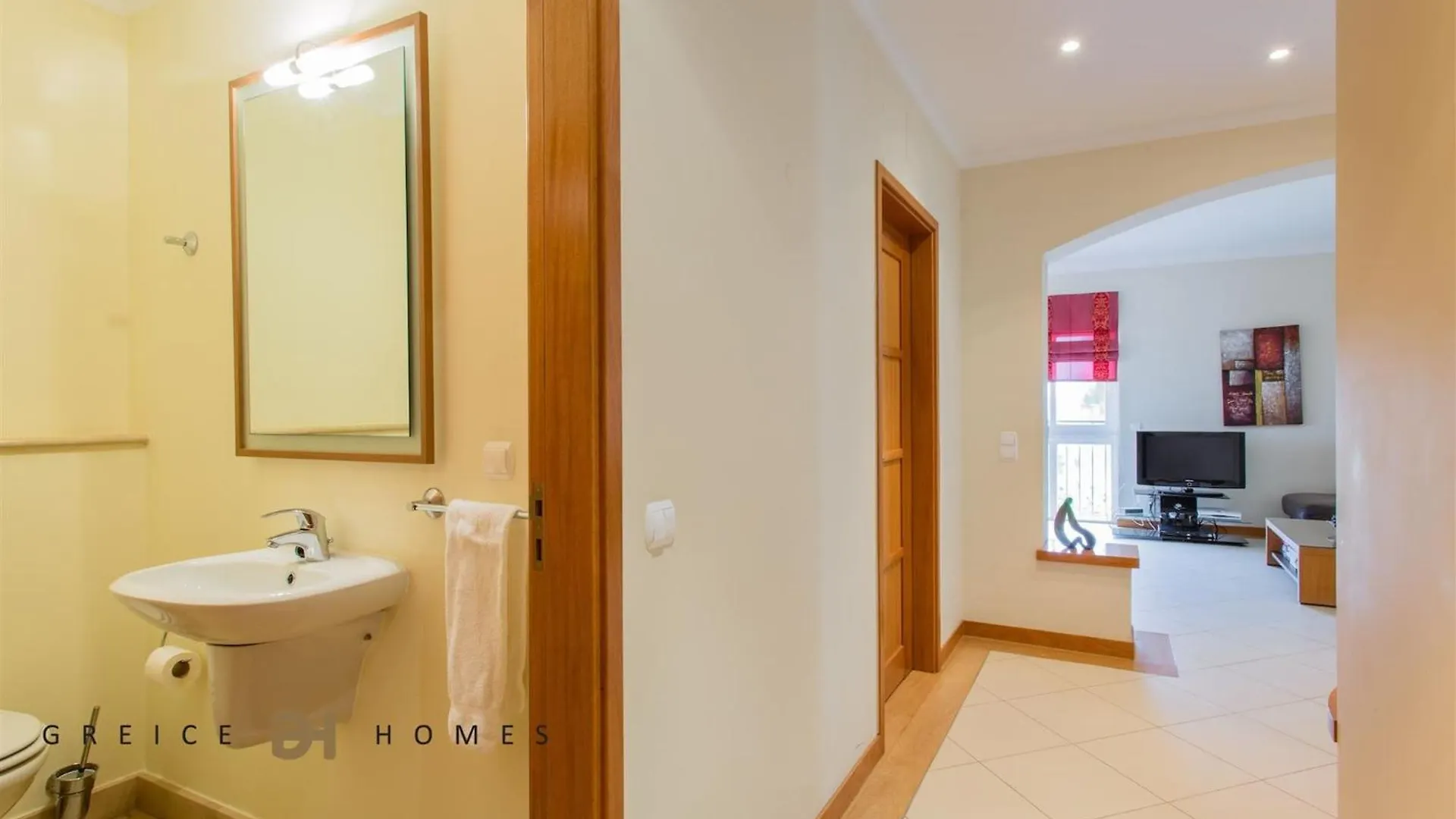 Apartment Greice Homes-Luxury 2 Bed En-Suite South Facing & Golf View Quarteira Portugal