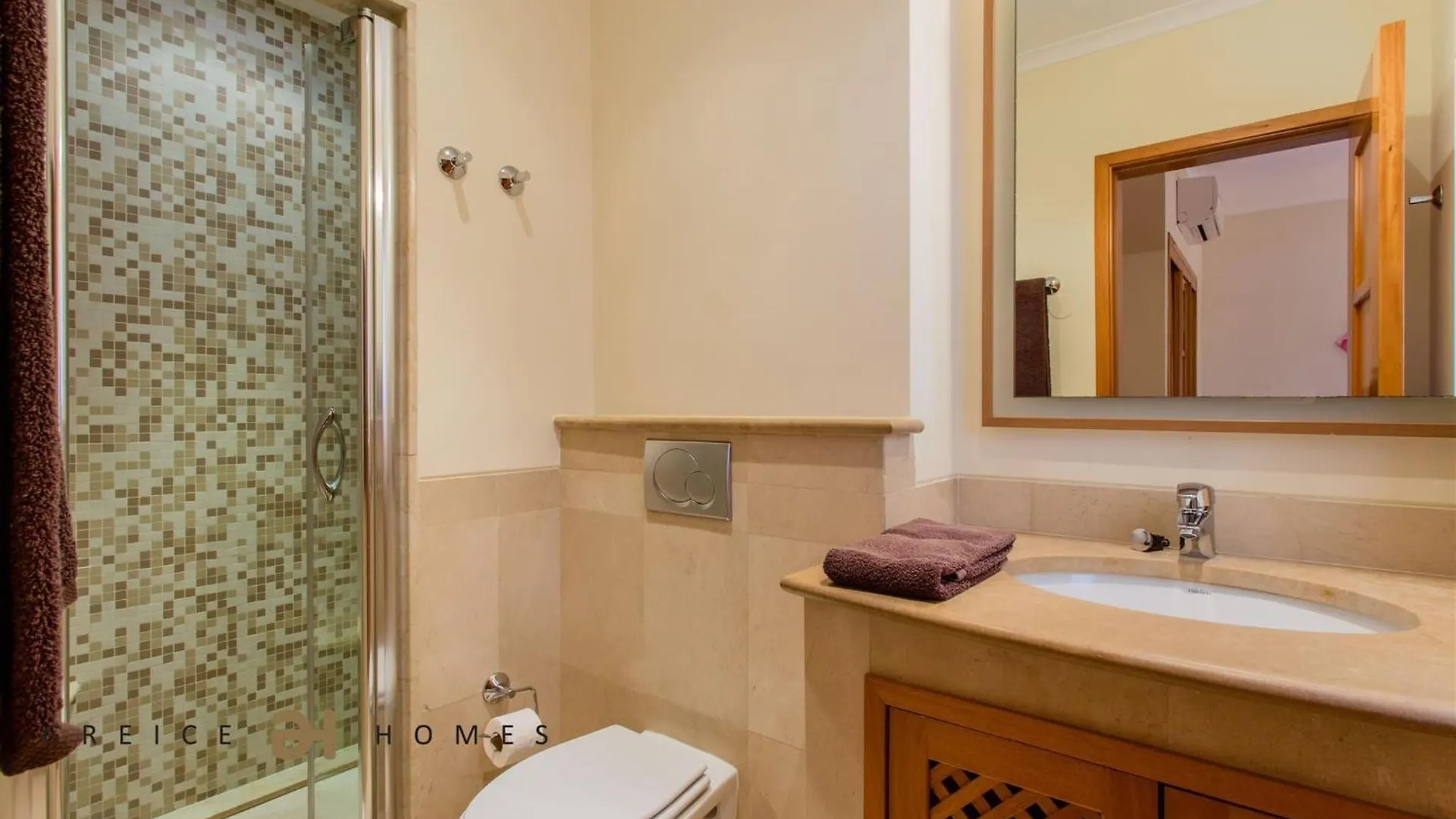 Greice Homes-Luxury 2 Bed En-Suite South Facing & Golf View Quarteira Portugal